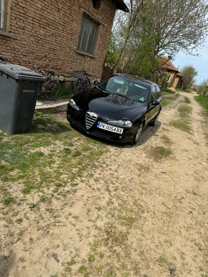 Alfa Romeo 147 1.6 i, снимка 11 - Автомобили и джипове - 47360255