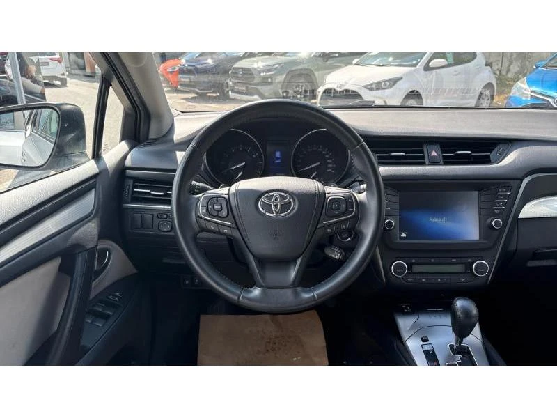 Toyota Avensis TS 1.8P TEAM D CVT, снимка 9 - Автомобили и джипове - 54626958