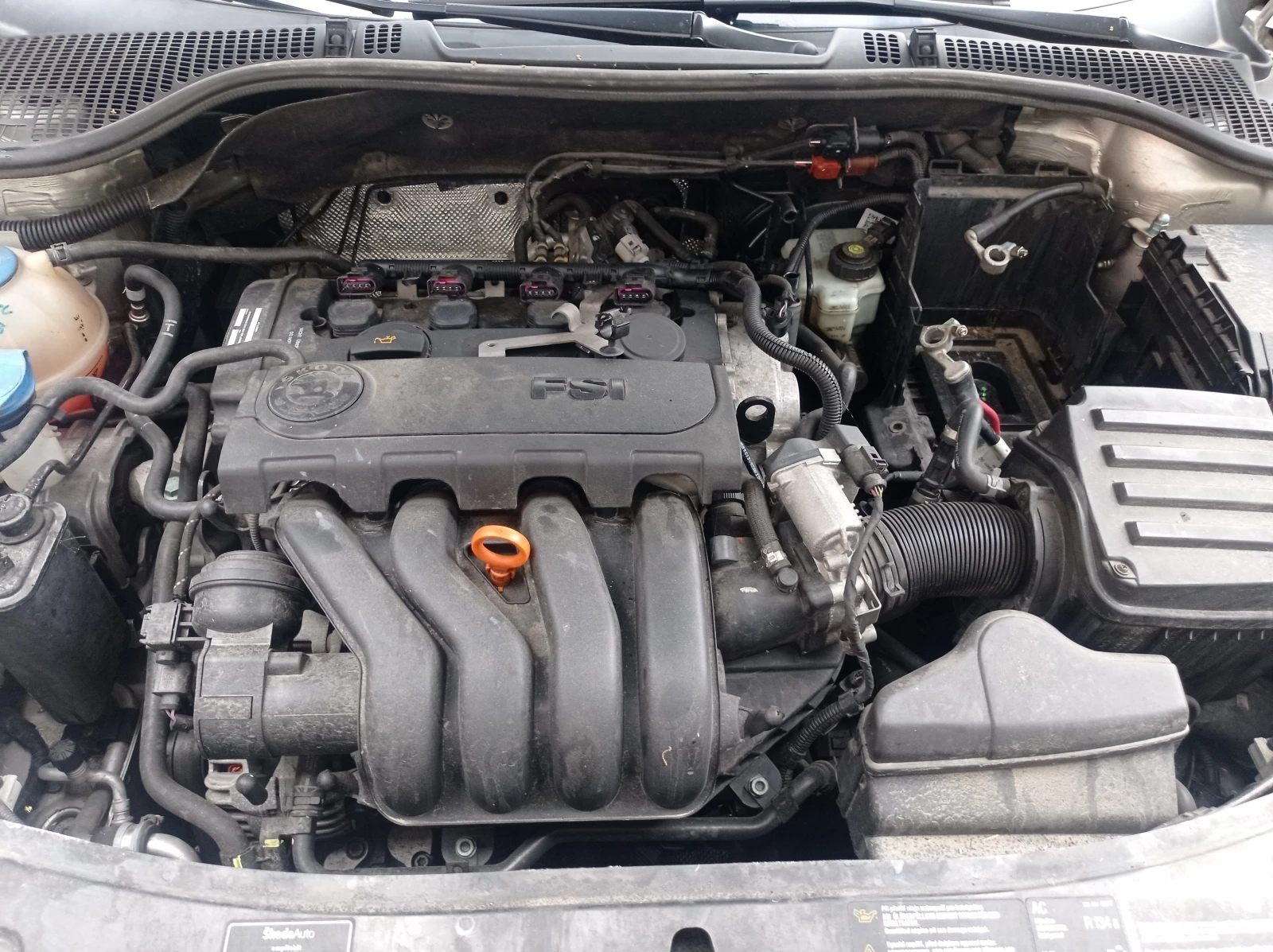 Skoda Octavia 2.0FSI 4x4, снимка 13 - Автомобили и джипове - 53537929
