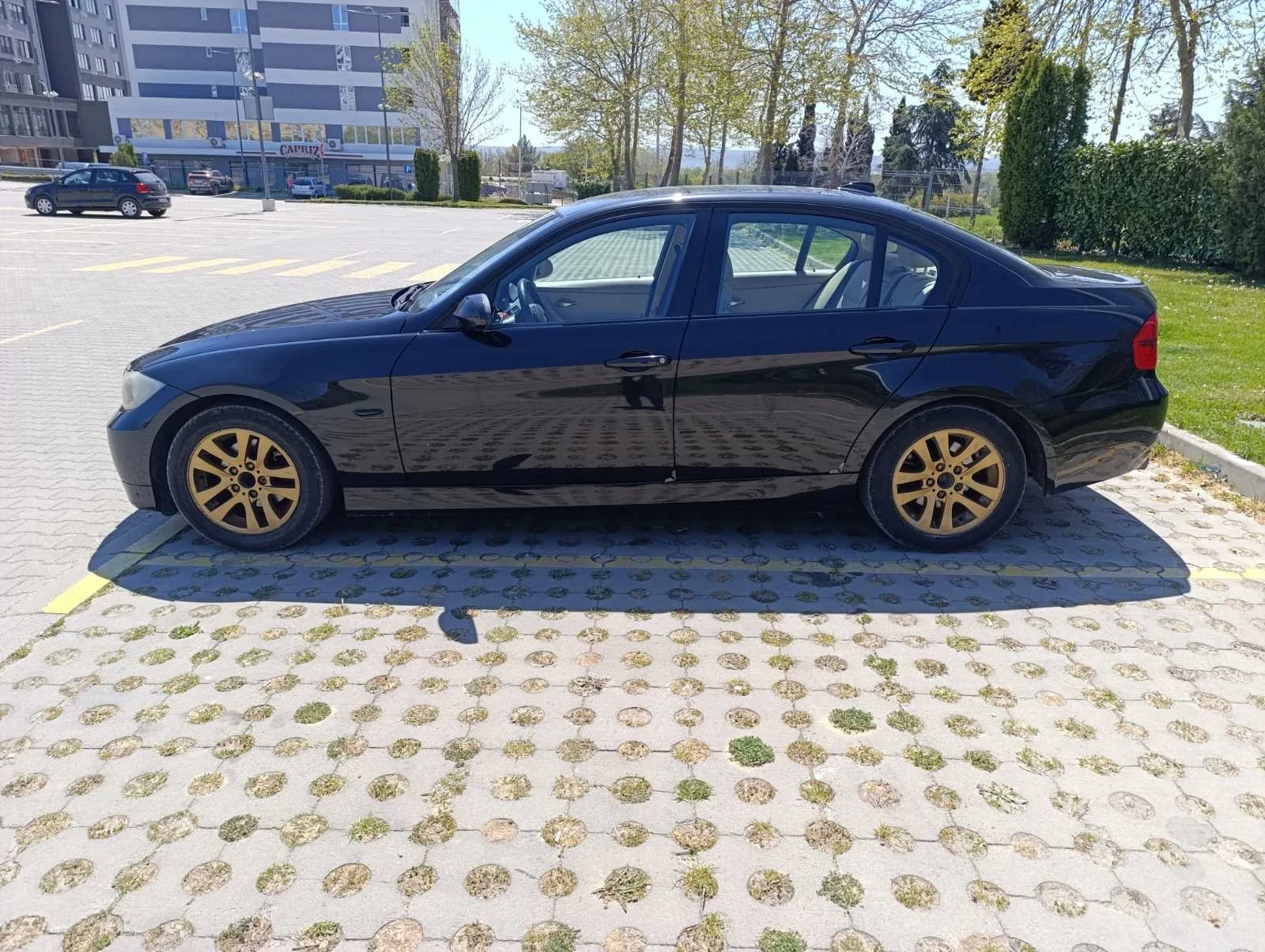 BMW 320  - изображение 4