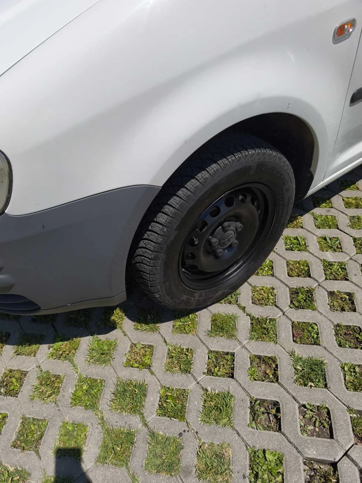 VW Caddy Пикап - изображение 6