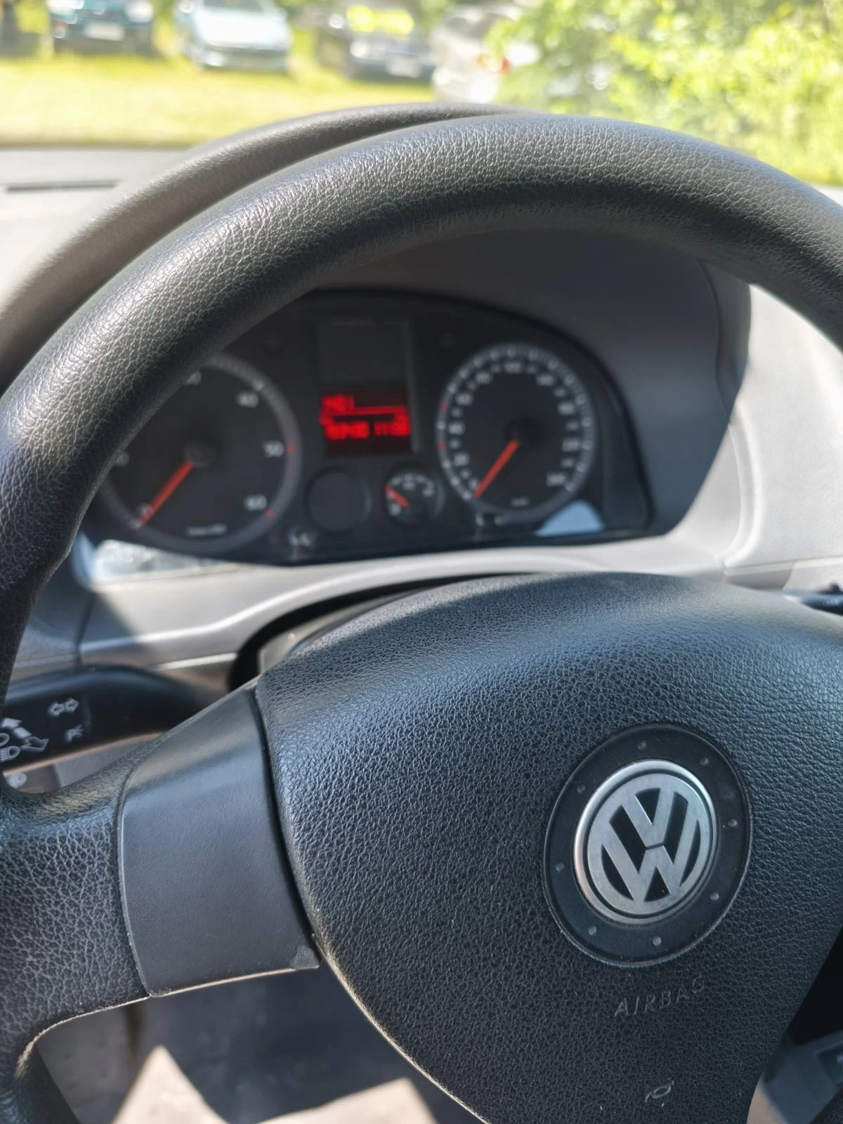 VW Caddy Пикап - изображение 3