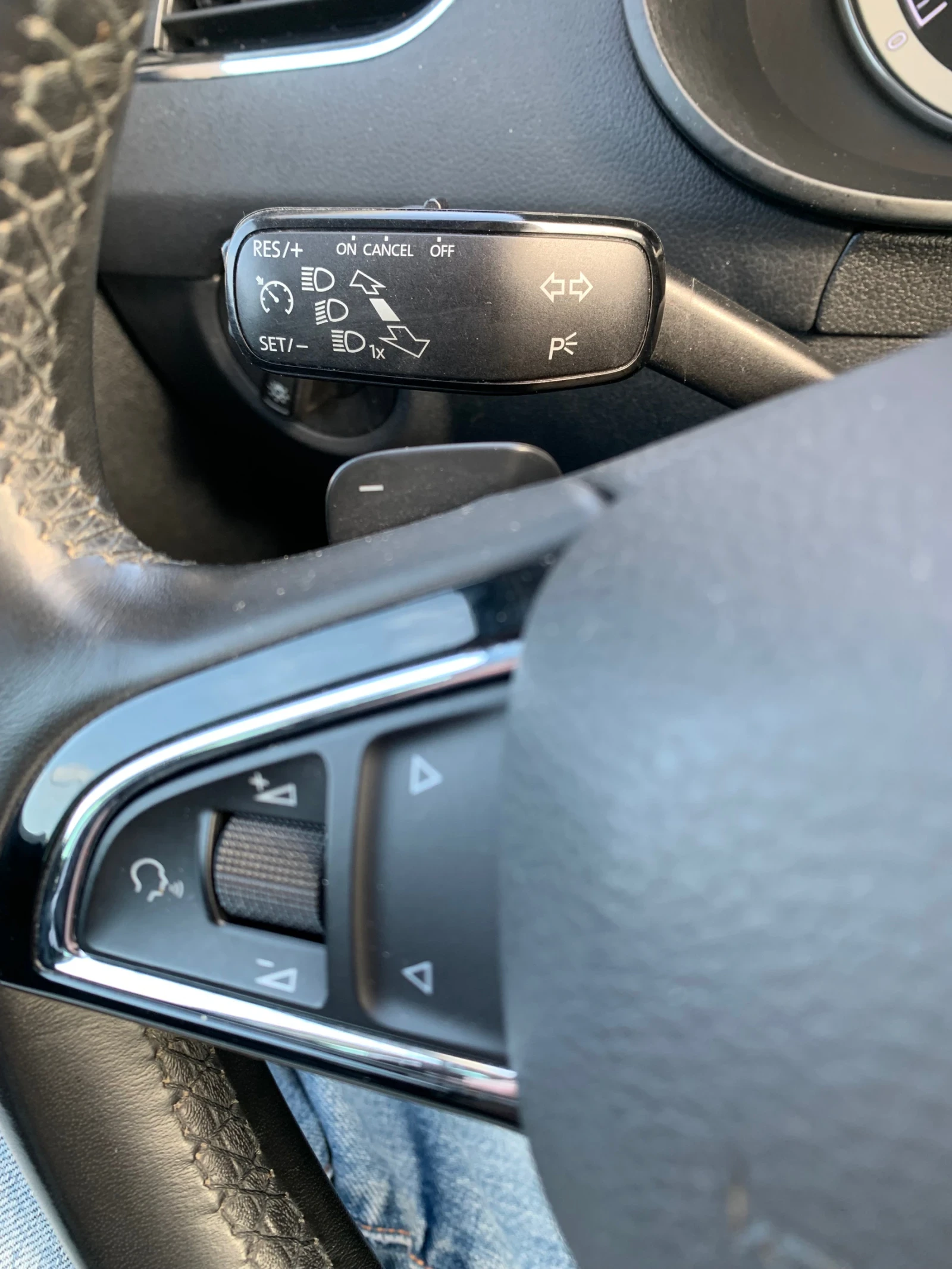 Skoda Octavia 2.0TDI SOLEIL - изображение 10