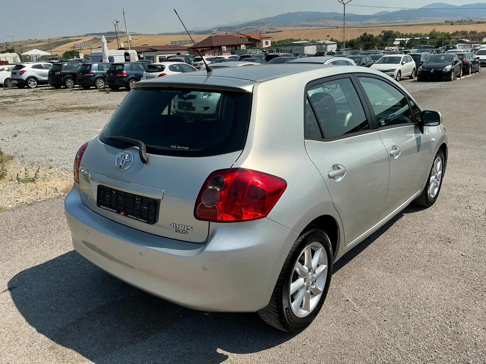 Toyota Auris 1.4 D4D - изображение 8