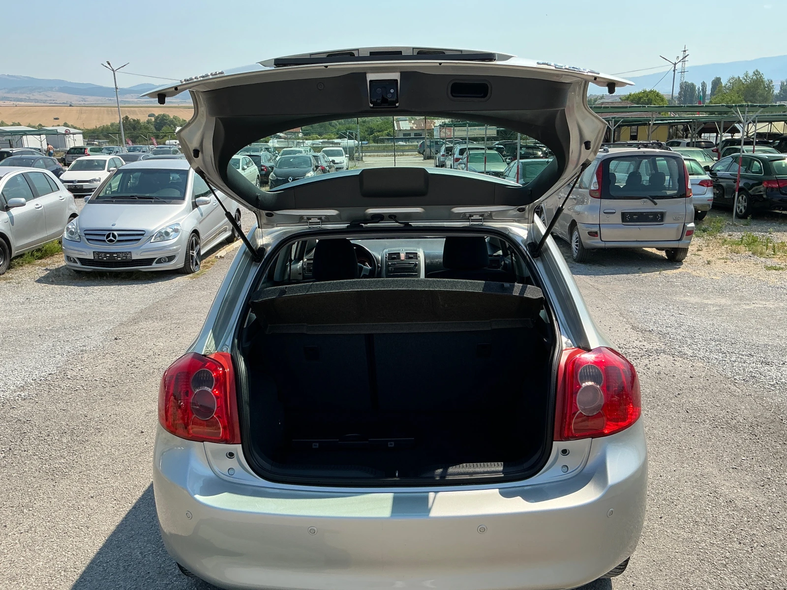 Toyota Auris 1.4 D4D - изображение 10