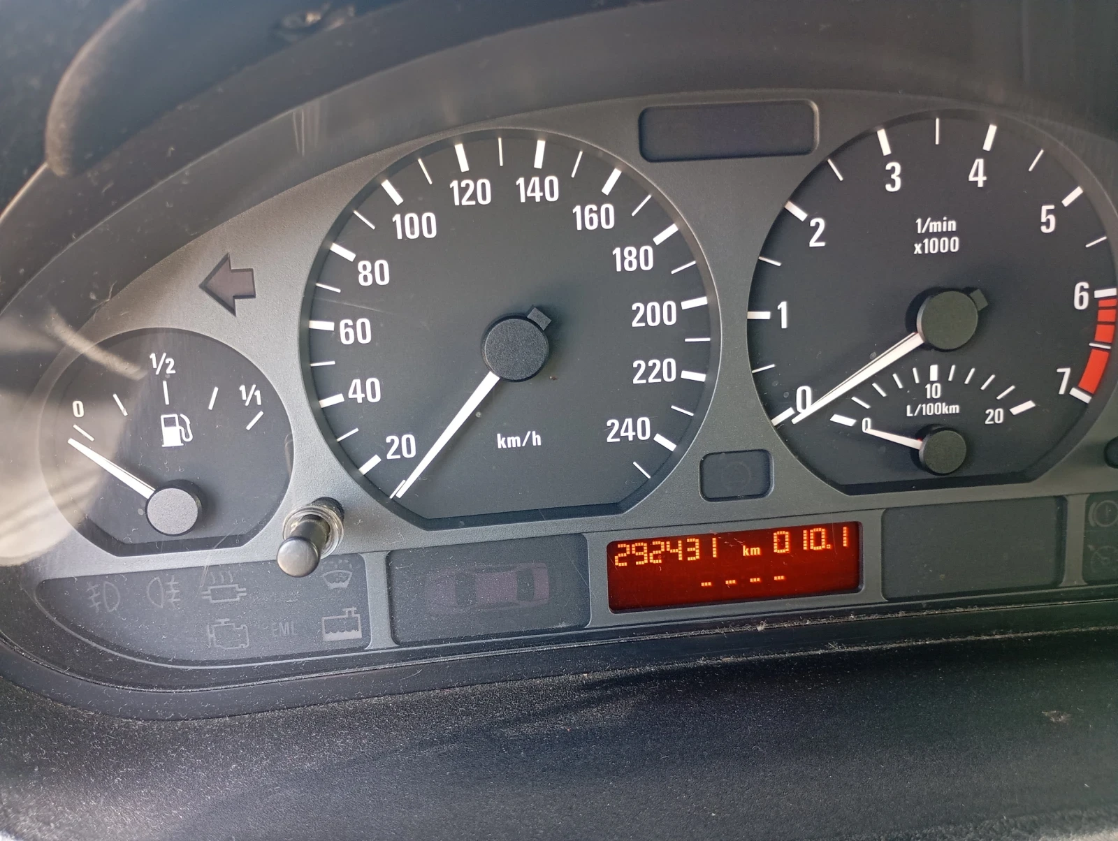 BMW 316 Е 46 - изображение 9