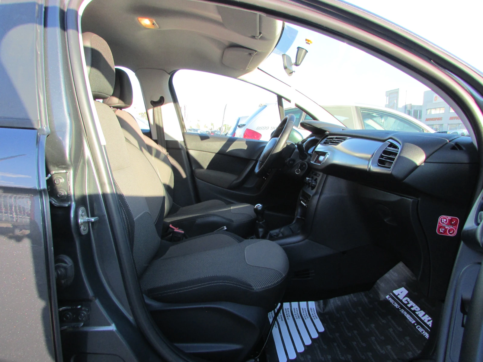 Citroen C3 1.2i EURO5B - изображение 10
