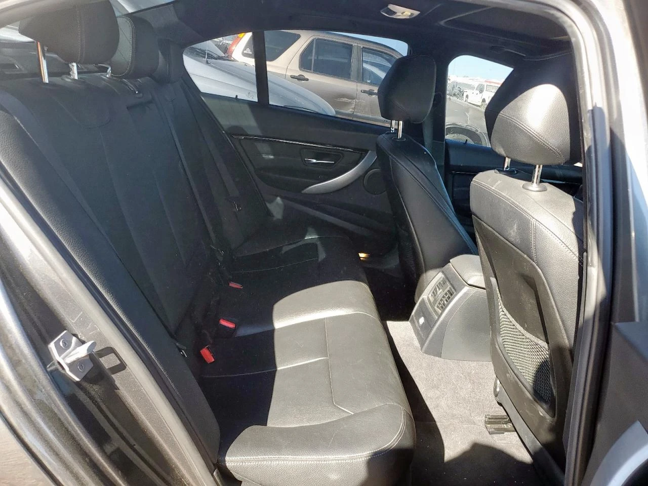 BMW 330 XDRIVE*  | Mobile.bg � ����������� 10