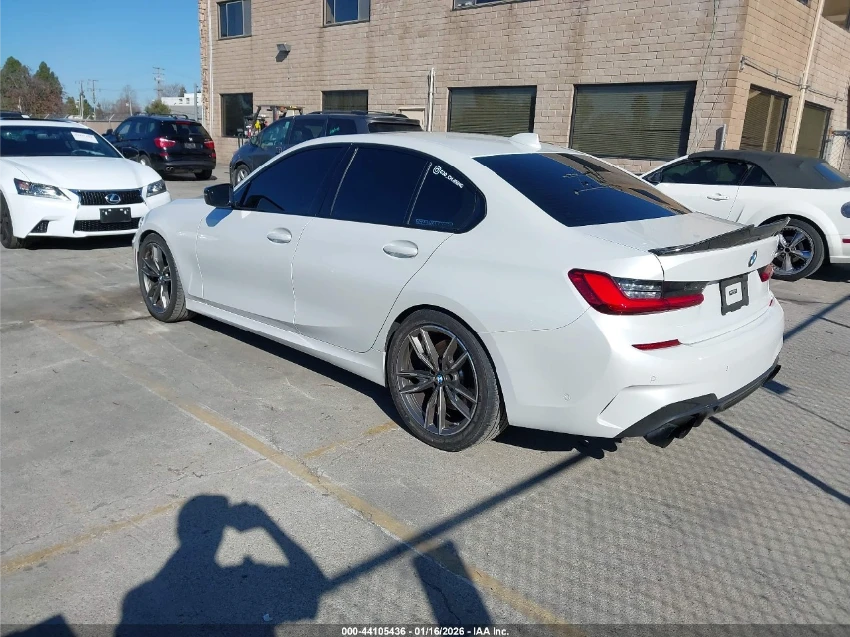 BMW 340 M-PACK* HEAD-UP* ПОДГРЕВ* HARMAN/KARDON* AMBIENT - изображение 3