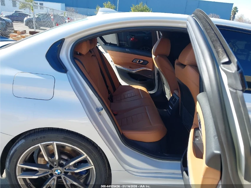 BMW 340 M-PACK* HEAD-UP* ПОДГРЕВ* HARMAN/KARDON* AMBIENT - изображение 8