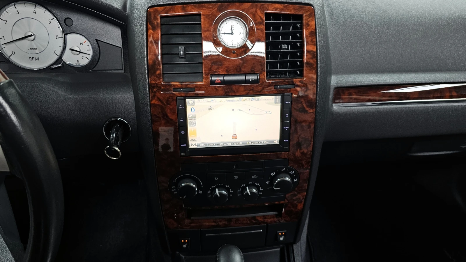 Chrysler 300c 3.0Diesel autogeorge.com | Mobile.bg � ����������� 14