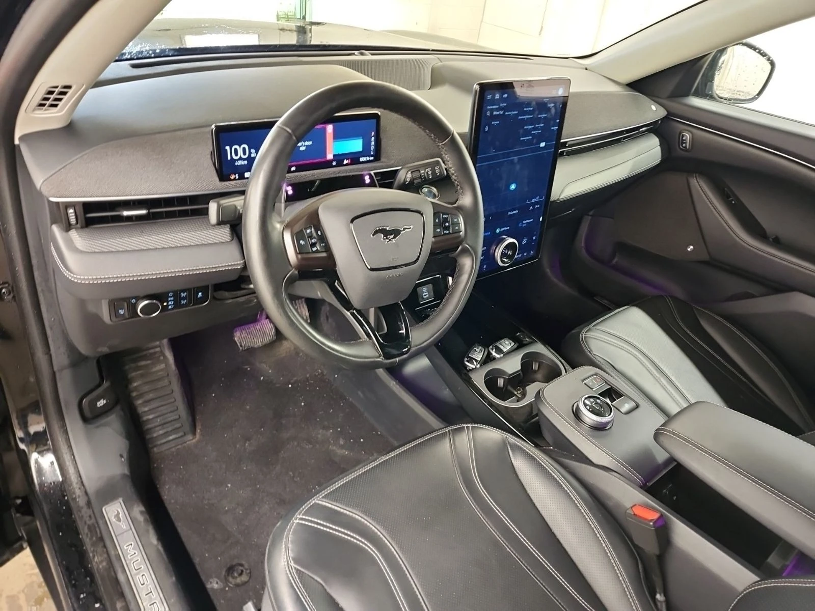 Ford Mustang Mach-E PREMIUM С РЕГИСТРАЦИЯ & АВТО КРЕДИТ , снимка 5 - Автомобили и джипове - 53877610