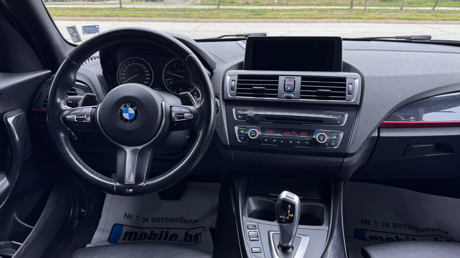 BMW 116 d Sport * 8ZF* Кожа* НАВИ* , снимка 13 - Автомобили и джипове - 54030245