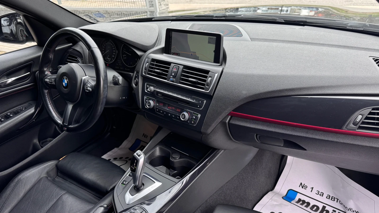 BMW 116 d Sport * 8ZF* Кожа* НАВИ* , снимка 10 - Автомобили и джипове - 54030245