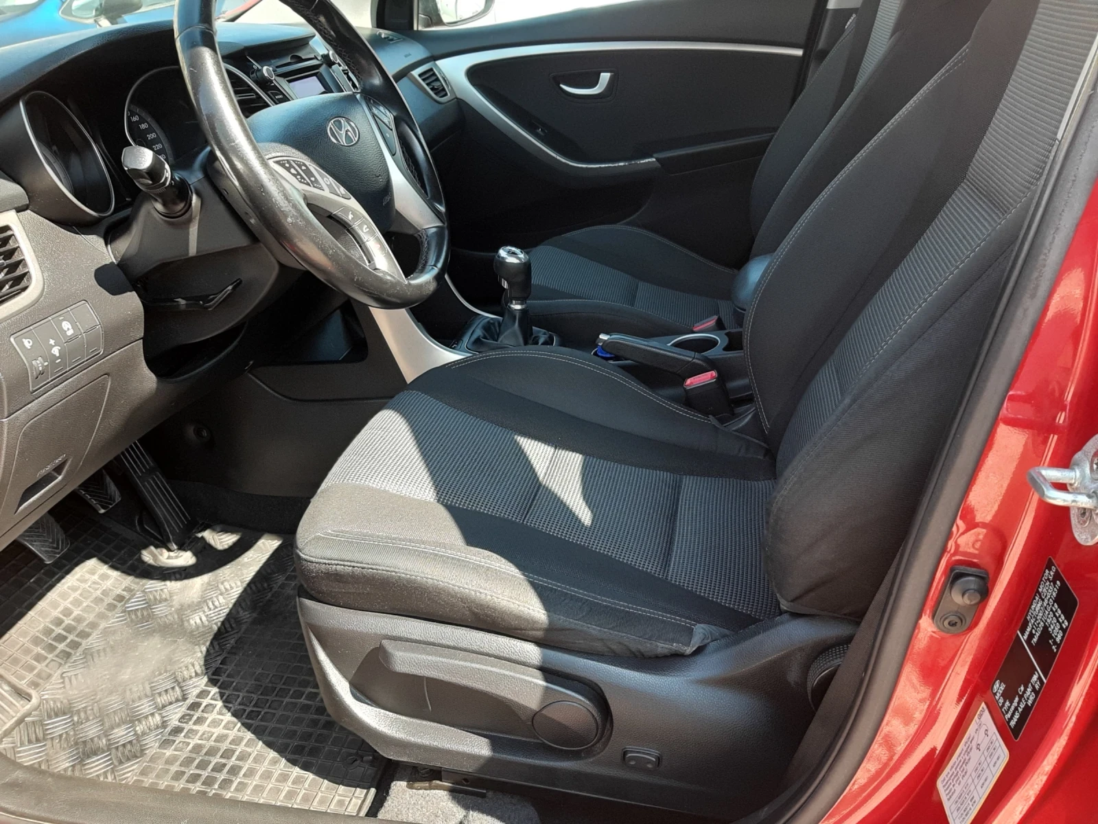 Hyundai I30 1.6 crdi evro 6 | Mobile.bg � ����������� 10