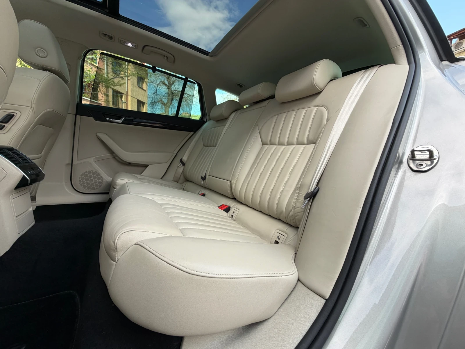 Skoda Superb L&K* 2.0TDI* DSG* 4x4* LED* PANORAMA* FULL* TOP | Mobile.bg � ����������� 13