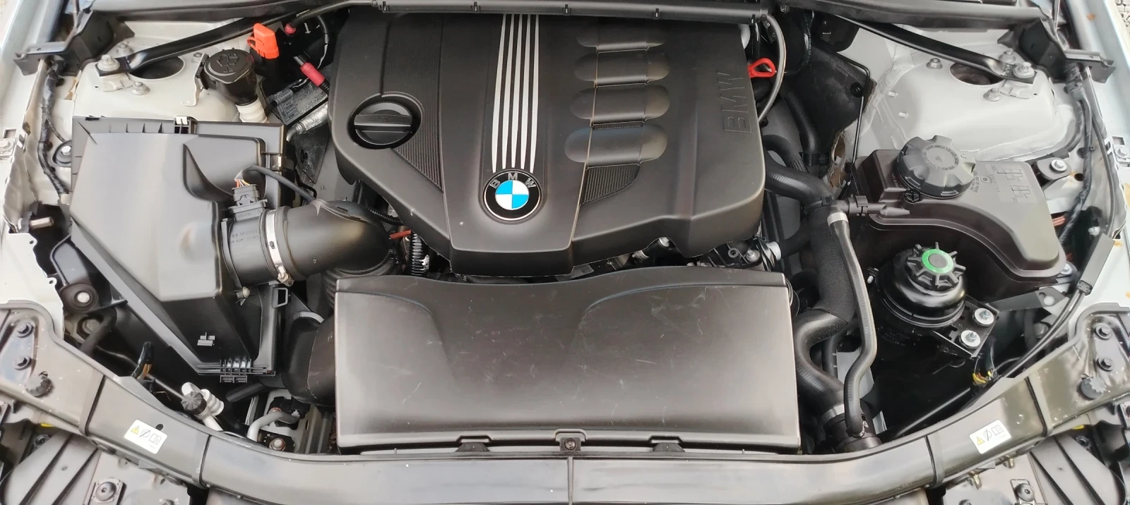 BMW 320 2.0d-184к.с/M-PAKET/КОЖА/ПАРКТРОНИК!!! , снимка 17 - Автомобили и джипове - 54283743