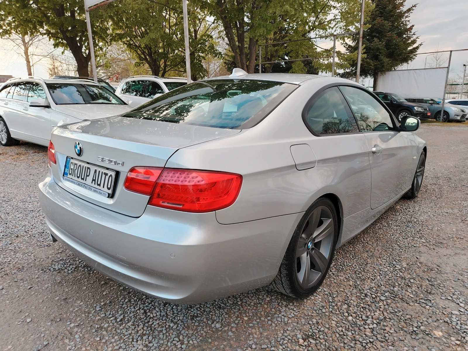 BMW 320 2.0d-184к.с/M-PAKET/КОЖА/ПАРКТРОНИК!!! , снимка 7 - Автомобили и джипове - 54283743