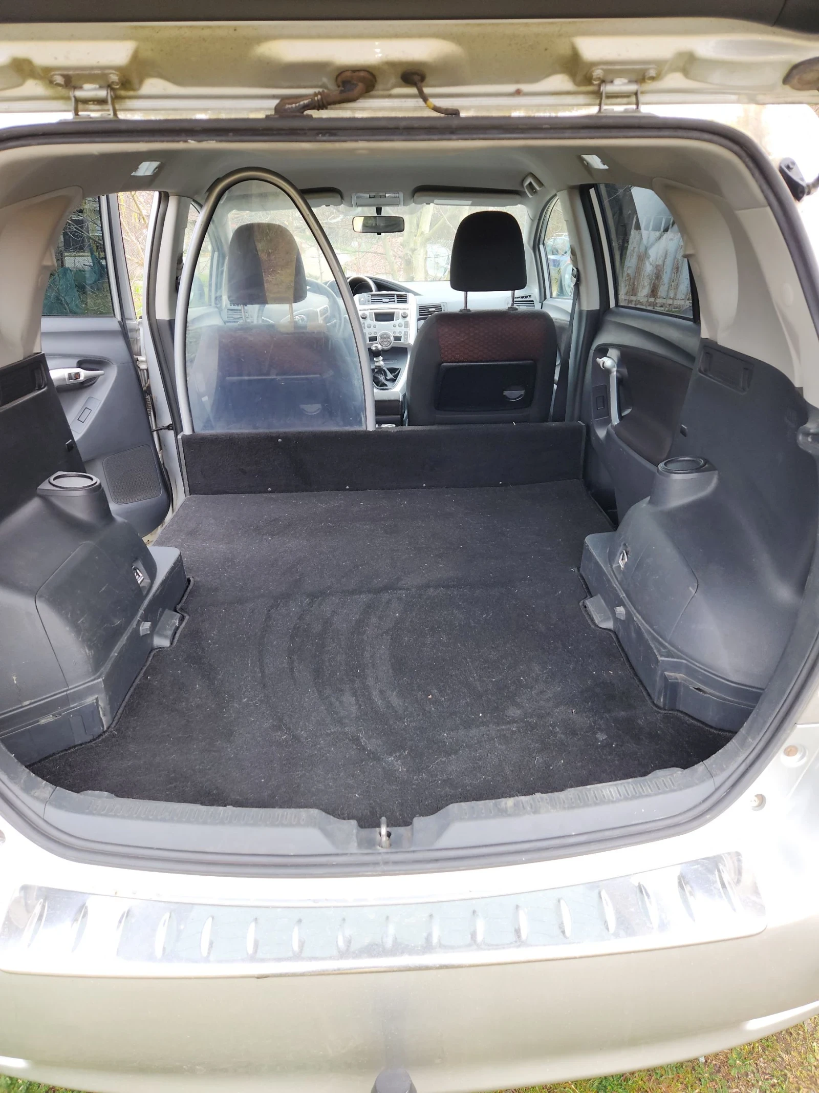 Toyota Corolla verso Verso sport  с 2 места ( товарна), снимка 5 - Автомобили и джипове - 54640384