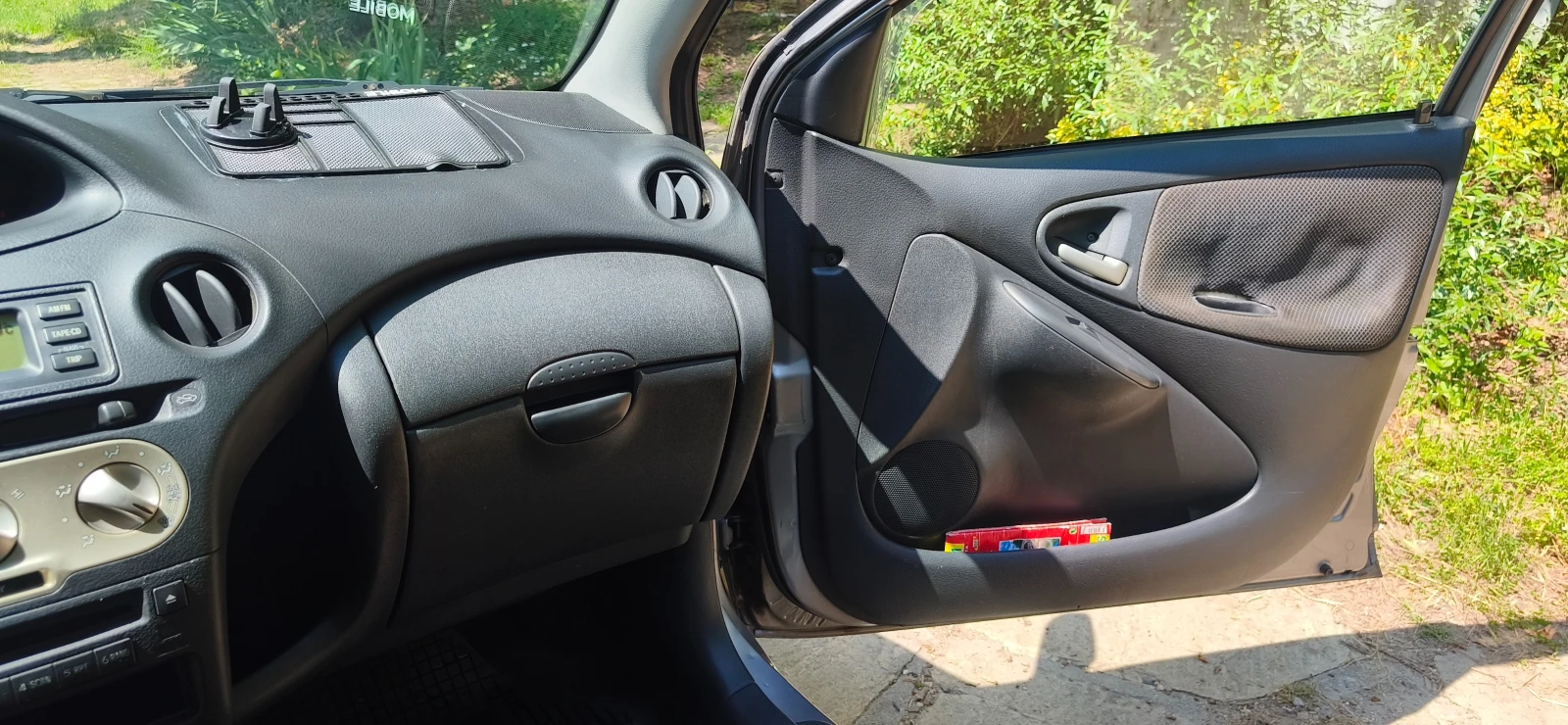 Toyota Yaris, снимка 7 - Автомобили и джипове - 54804303