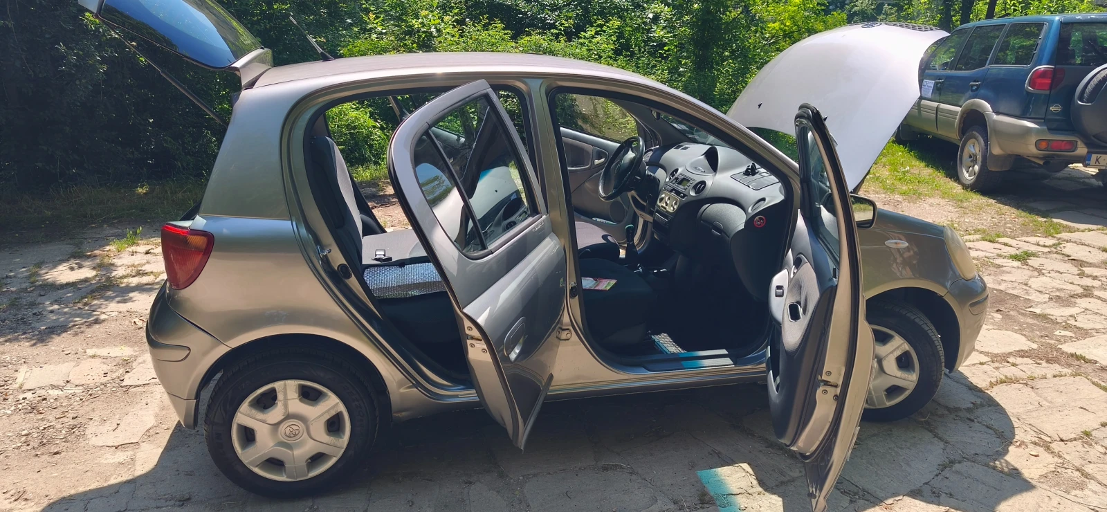 Toyota Yaris, снимка 5 - Автомобили и джипове - 54804303