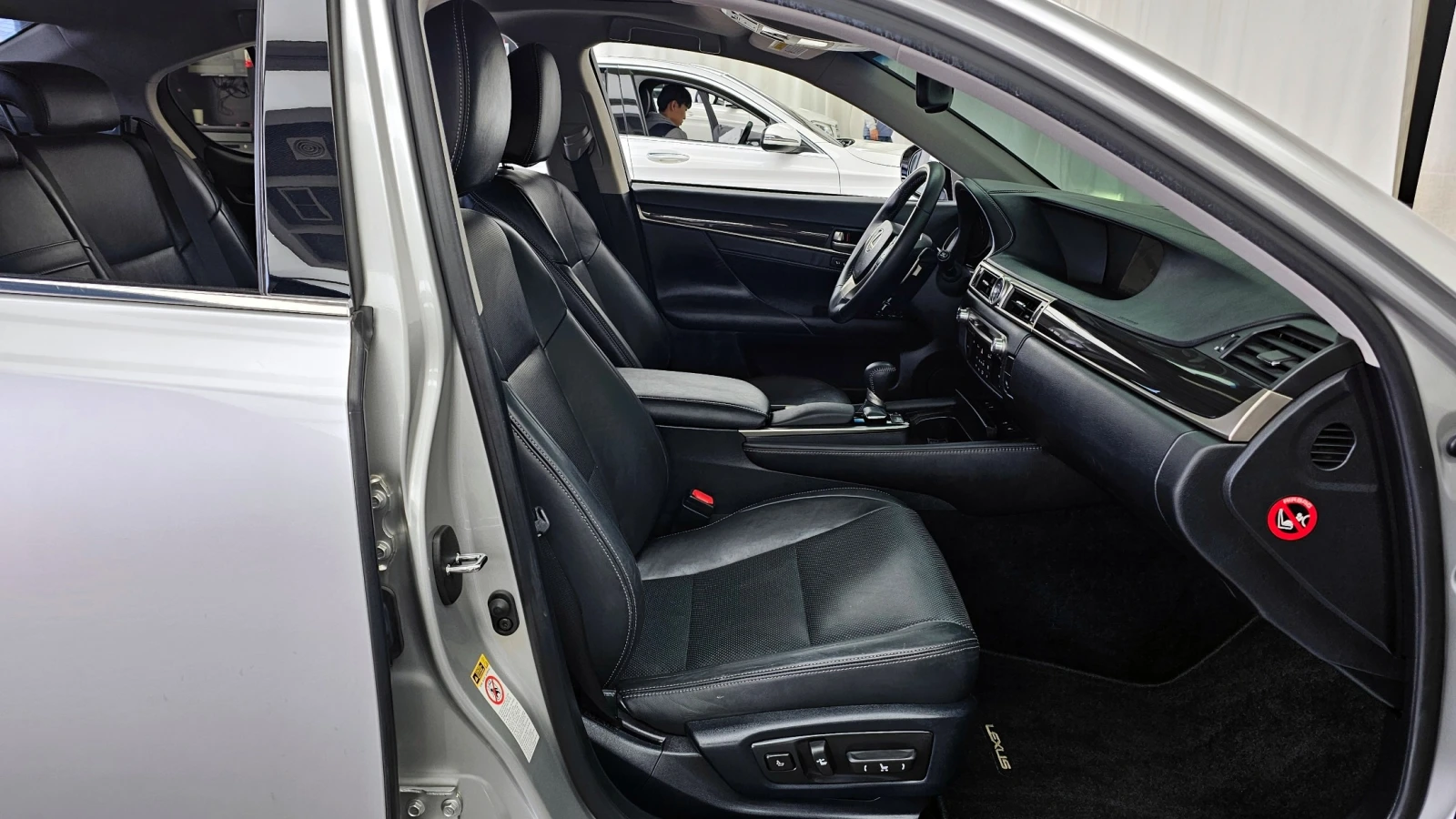 Lexus GS 250 * SUPREME* 2.5L* L10* , снимка 10 - Автомобили и джипове - 54846529