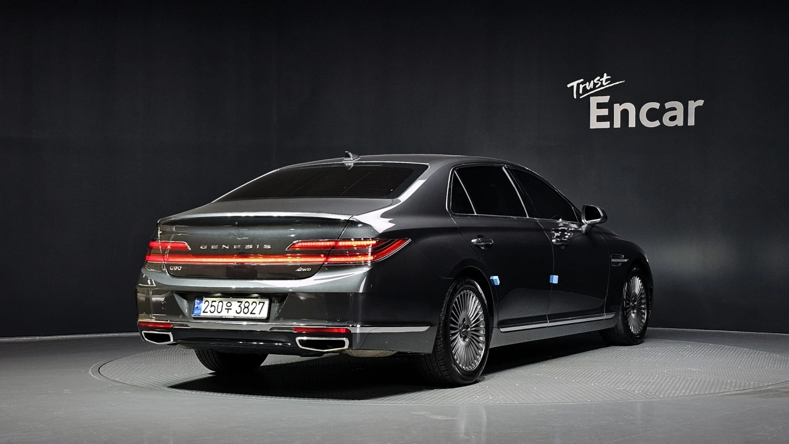 Genesis G90 3.8 AWD* Luxury, снимка 2 - Автомобили и джипове - 55086992