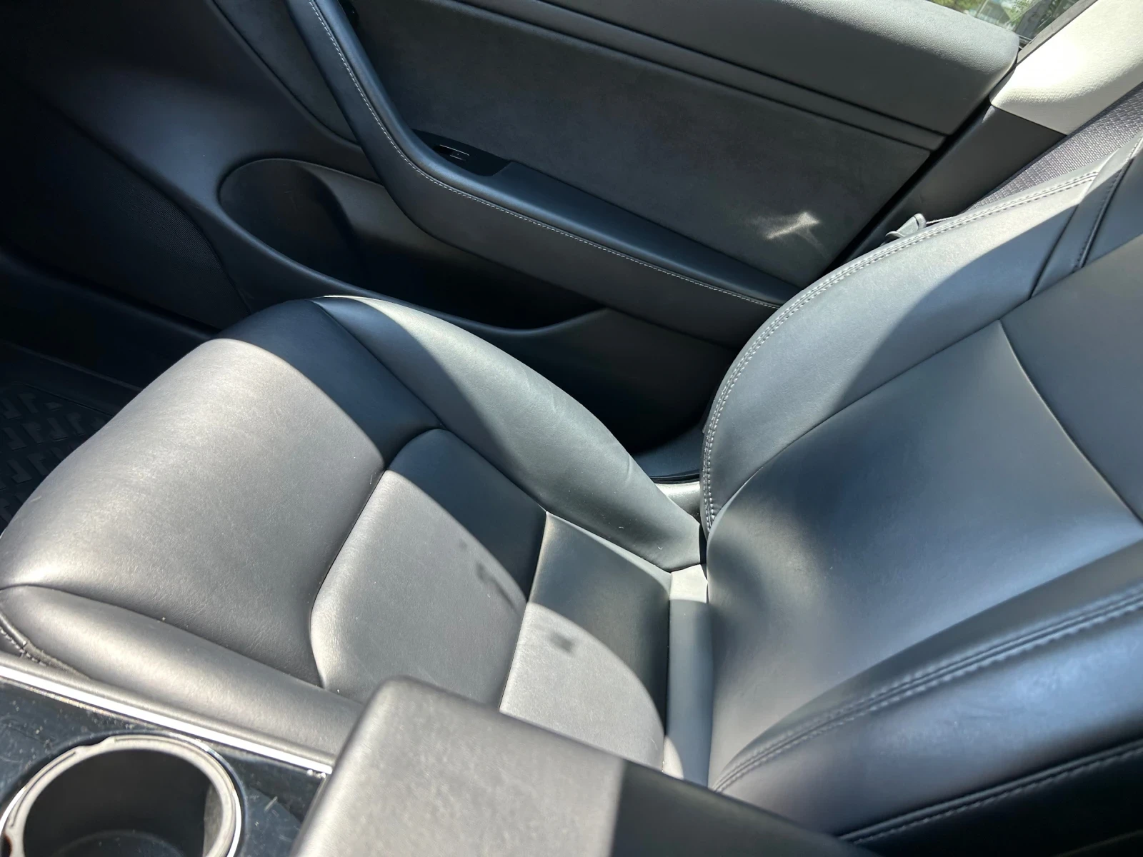 Tesla Model 3 STANDART RANGE PLUS Европейска в ГАРАНЦИЯ, снимка 11 - Автомобили и джипове - 55102576