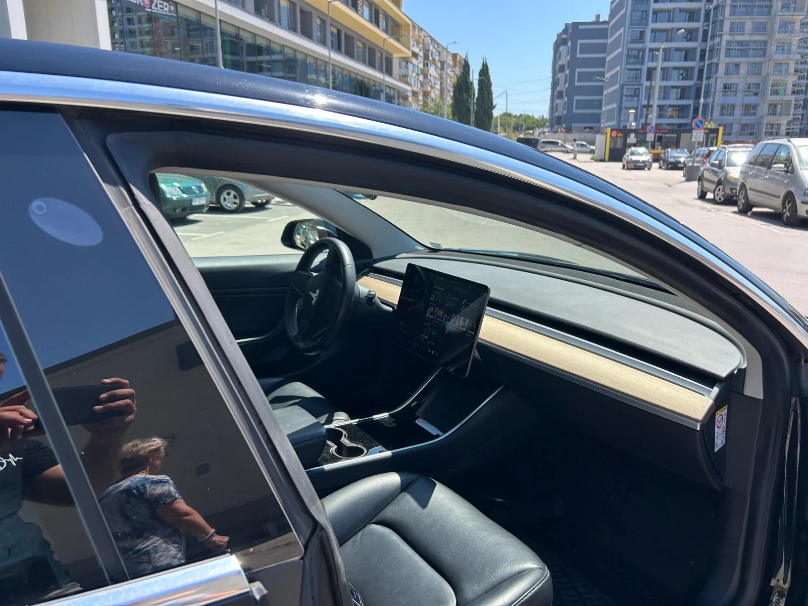Tesla Model 3 STANDART RANGE PLUS Европейска в ГАРАНЦИЯ, снимка 9 - Автомобили и джипове - 55102576