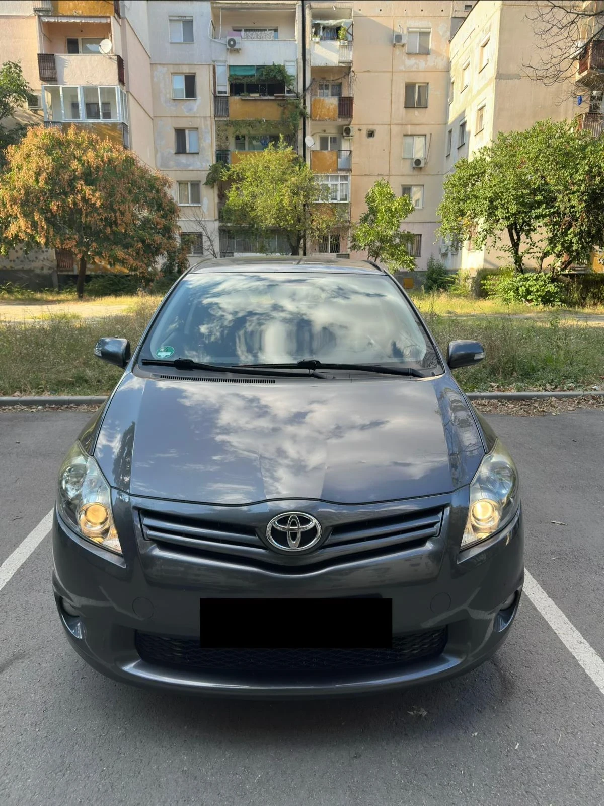 Toyota Auris 1.6i Климатроник/Навигация/ECO Mode, снимка 3 - Автомобили и джипове - 55728062