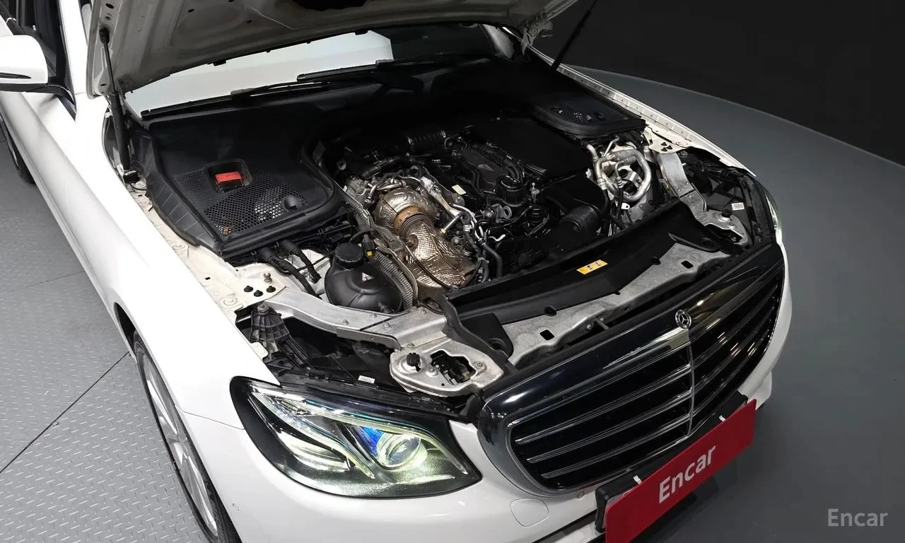 Mercedes-Benz E 220 * E220d 4MATIC Exclusive * ЦЕНА ДО БГ, снимка 17 - Автомобили и джипове - 55951455