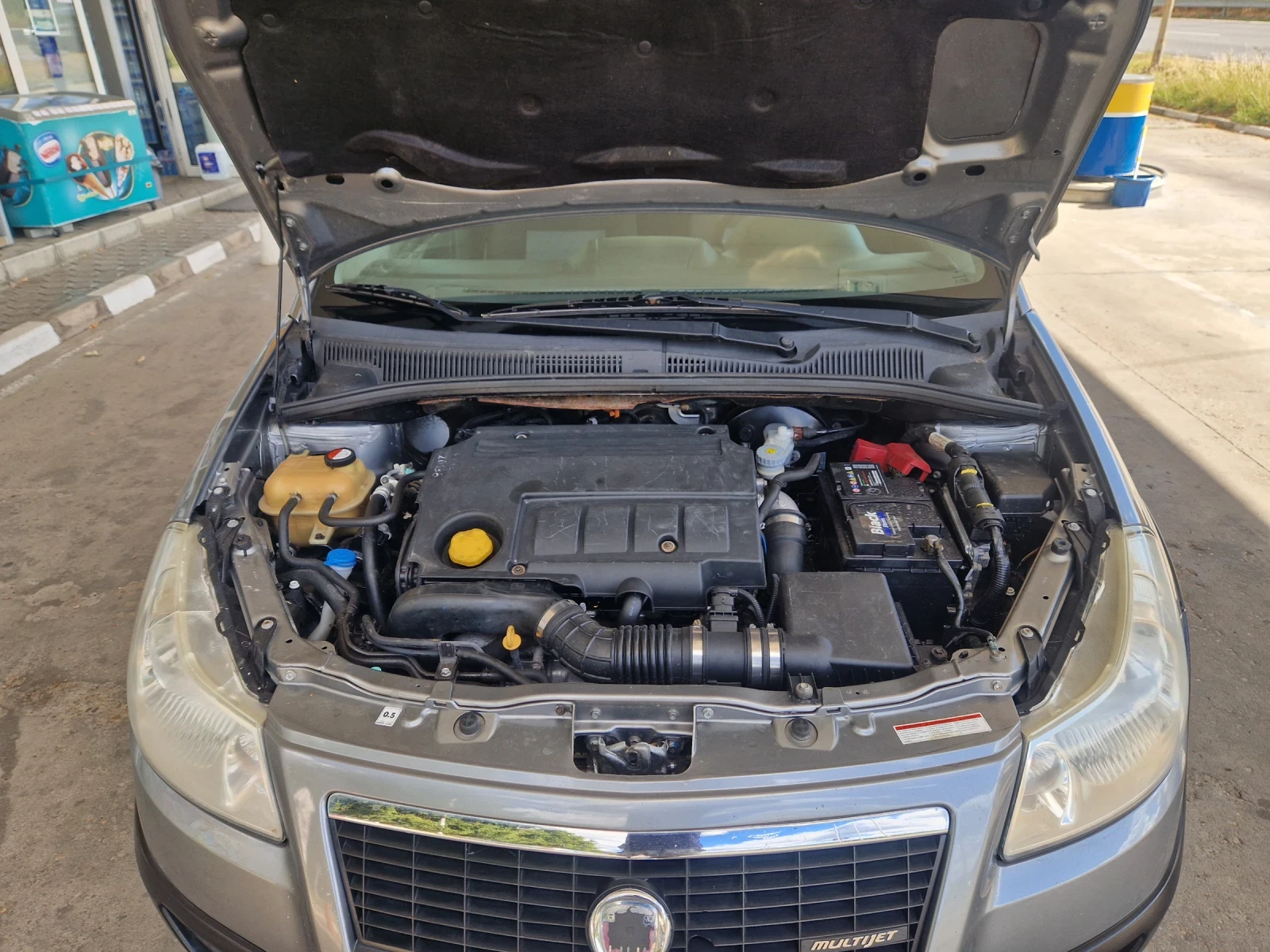 Fiat Sedici 1.9m.jet, 120кс, 09г.4x4, Италия , снимка 15 - Автомобили и джипове - 56176748