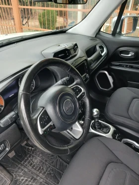 Jeep Renegade Limited, снимка 11