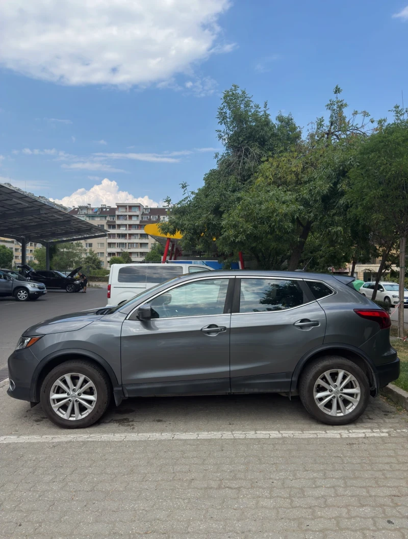 Nissan Qashqai, снимка 6 - Автомобили и джипове - 52861854