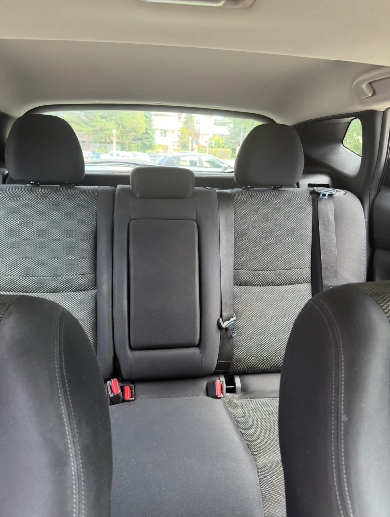 Nissan Qashqai, снимка 11 - Автомобили и джипове - 52861854