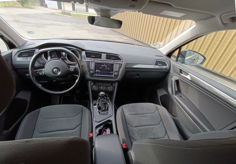 VW Tiguan Highline, снимка 6 - Автомобили и джипове - 51068736