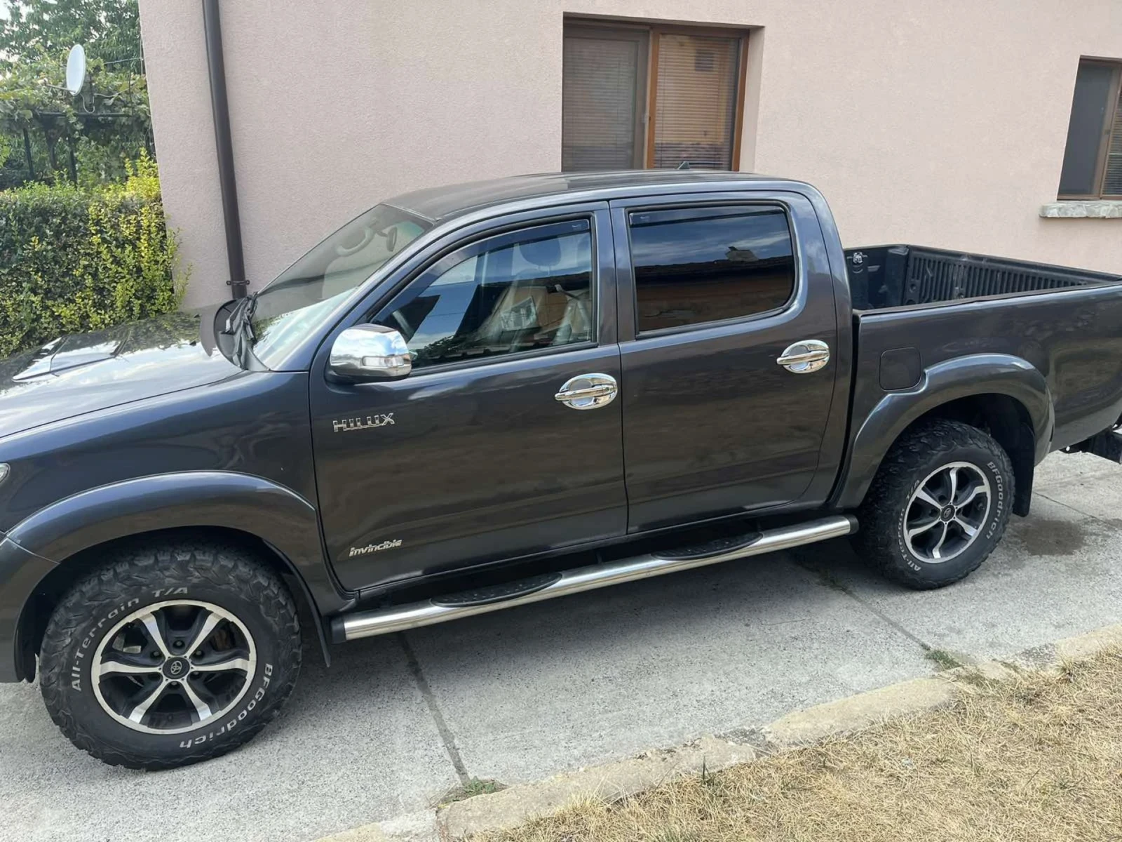 Toyota Hilux 3.0 - изображение 5