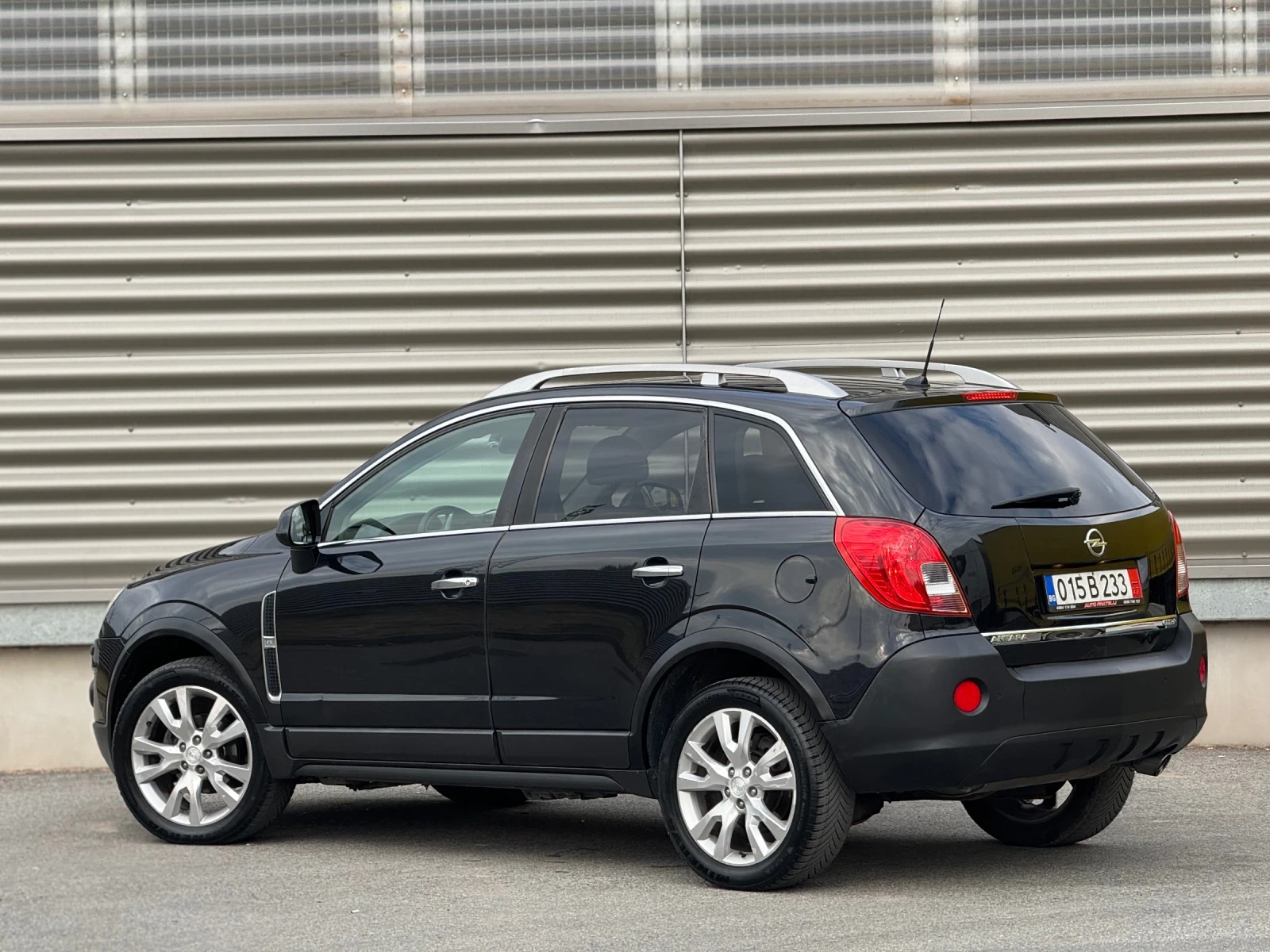 Opel Antara 2.2d COSMO UNLIMITED* СОБСТВЕН ЛИЗИНГ* БАРТЕР - изображение 4