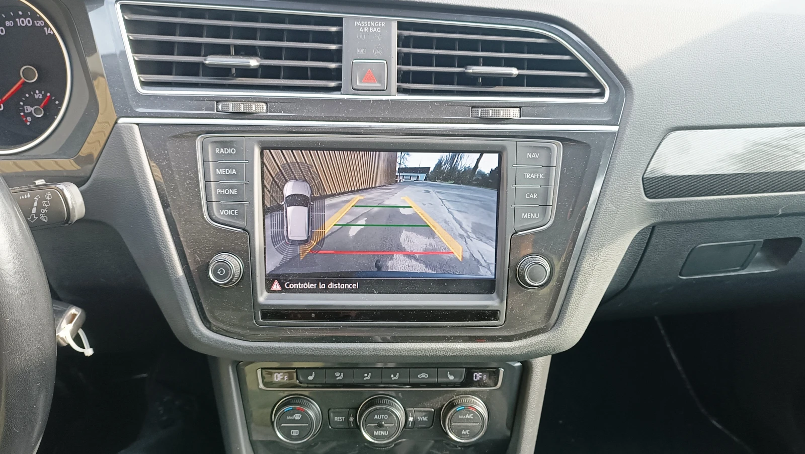 VW Tiguan Hotligne - изображение 7
