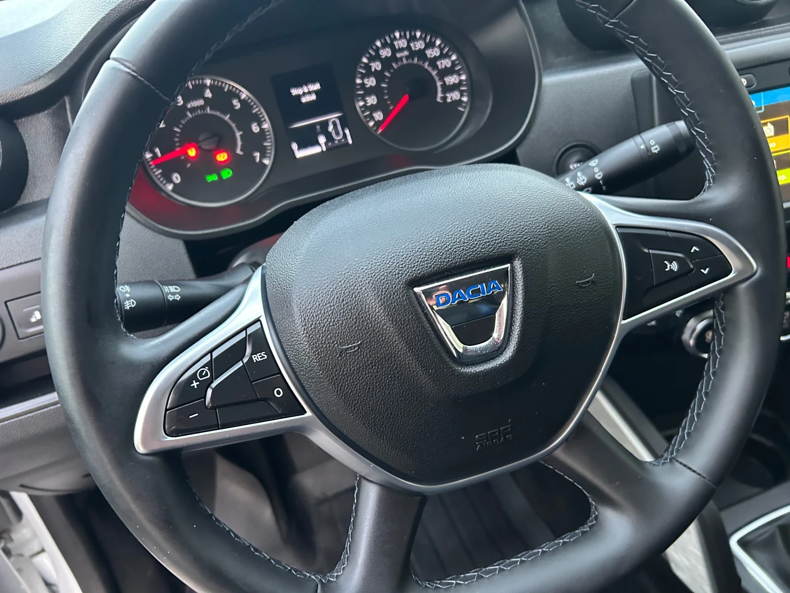 Dacia Duster Dacia Duster-1.333TCe4x4kameri360-Unikat-34368km. | Mobile.bg � ����������� 11