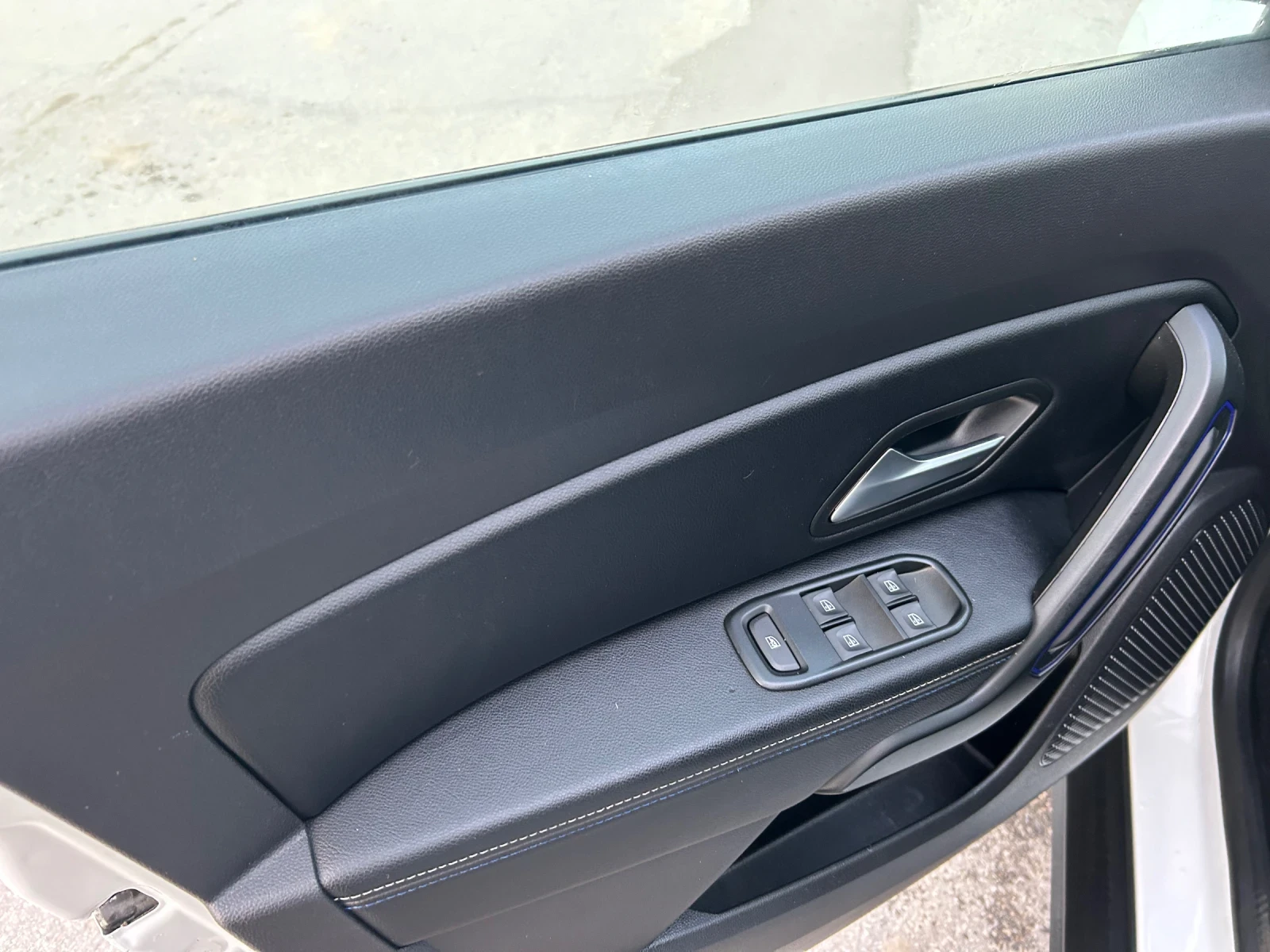 Dacia Duster Dacia Duster-1.333TCe4x4kameri360-Unikat-34368km. | Mobile.bg � ����������� 15