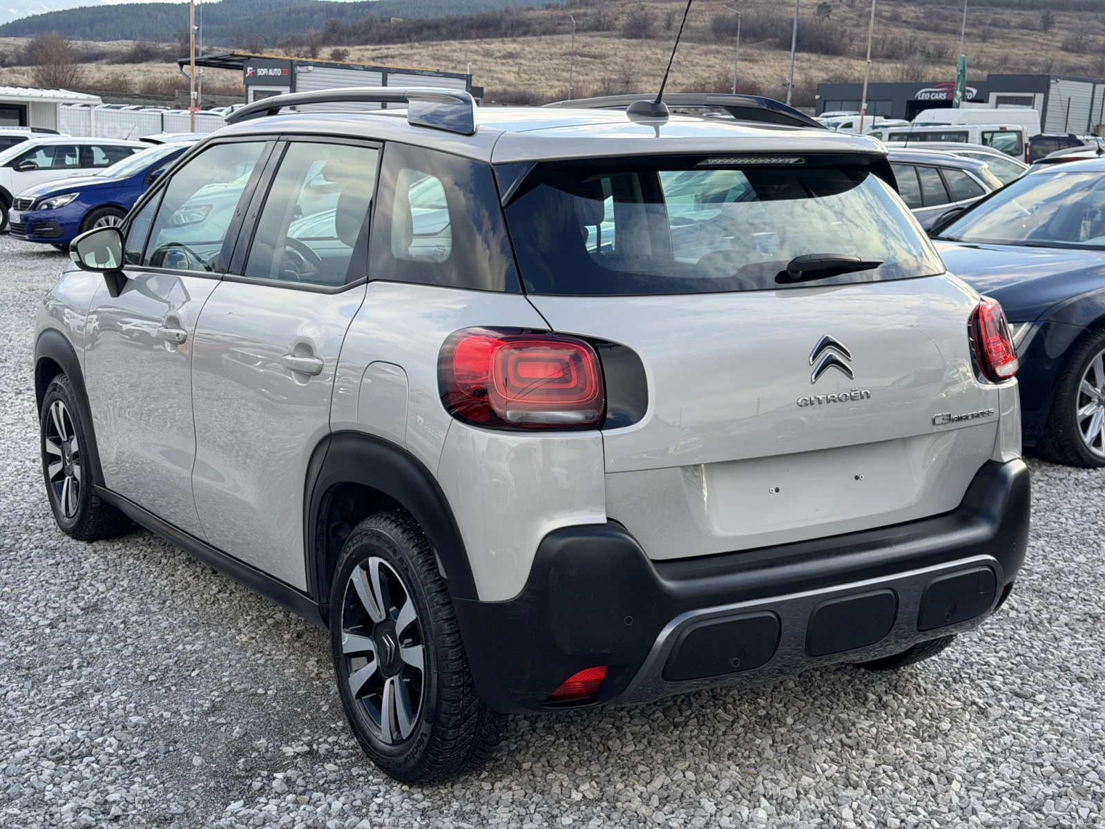Citroen C3 Aircross 1.2i SHINE - изображение 4