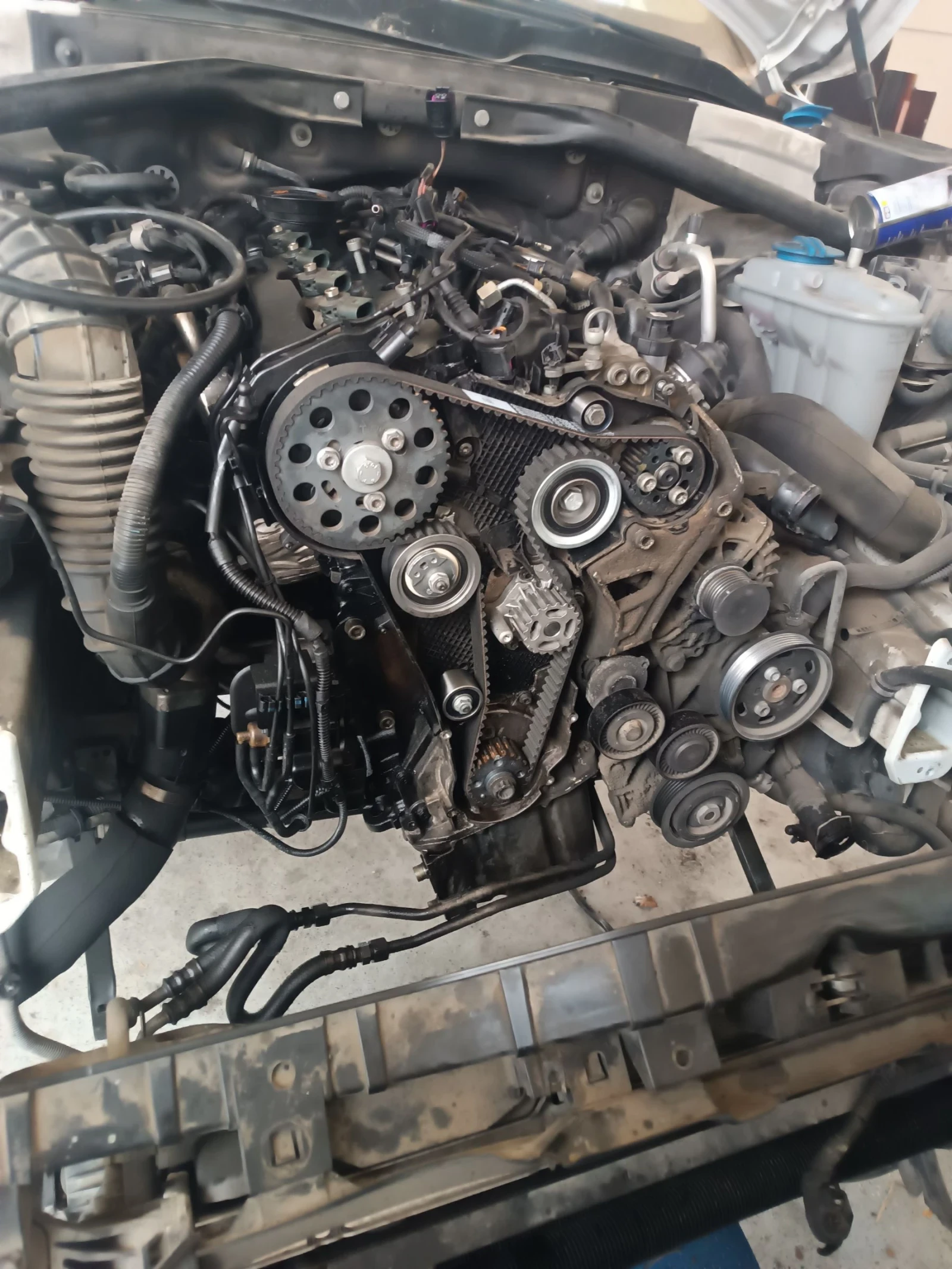 Audi Q5 2.0TDI quattro 170kc., снимка 8 - Автомобили и джипове - 54341757