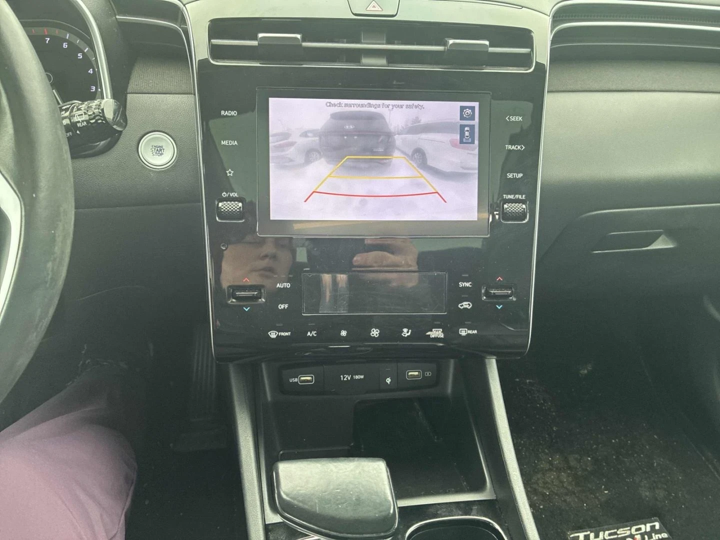 Hyundai Tucson URBAN EDITION* Pano* Back cam* Обдух* Подгрев* , снимка 10 - Автомобили и джипове - 54113025