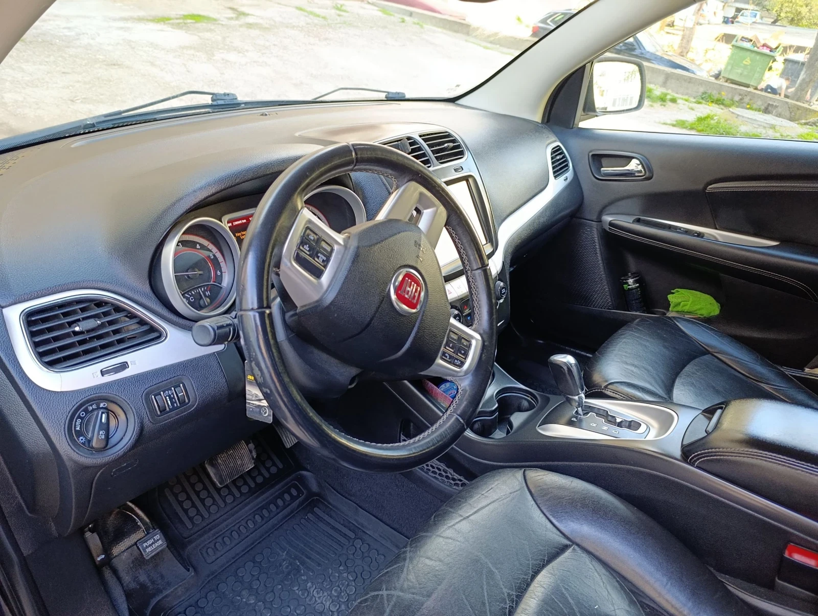 Fiat Freemont, снимка 13 - Автомобили и джипове - 54121823