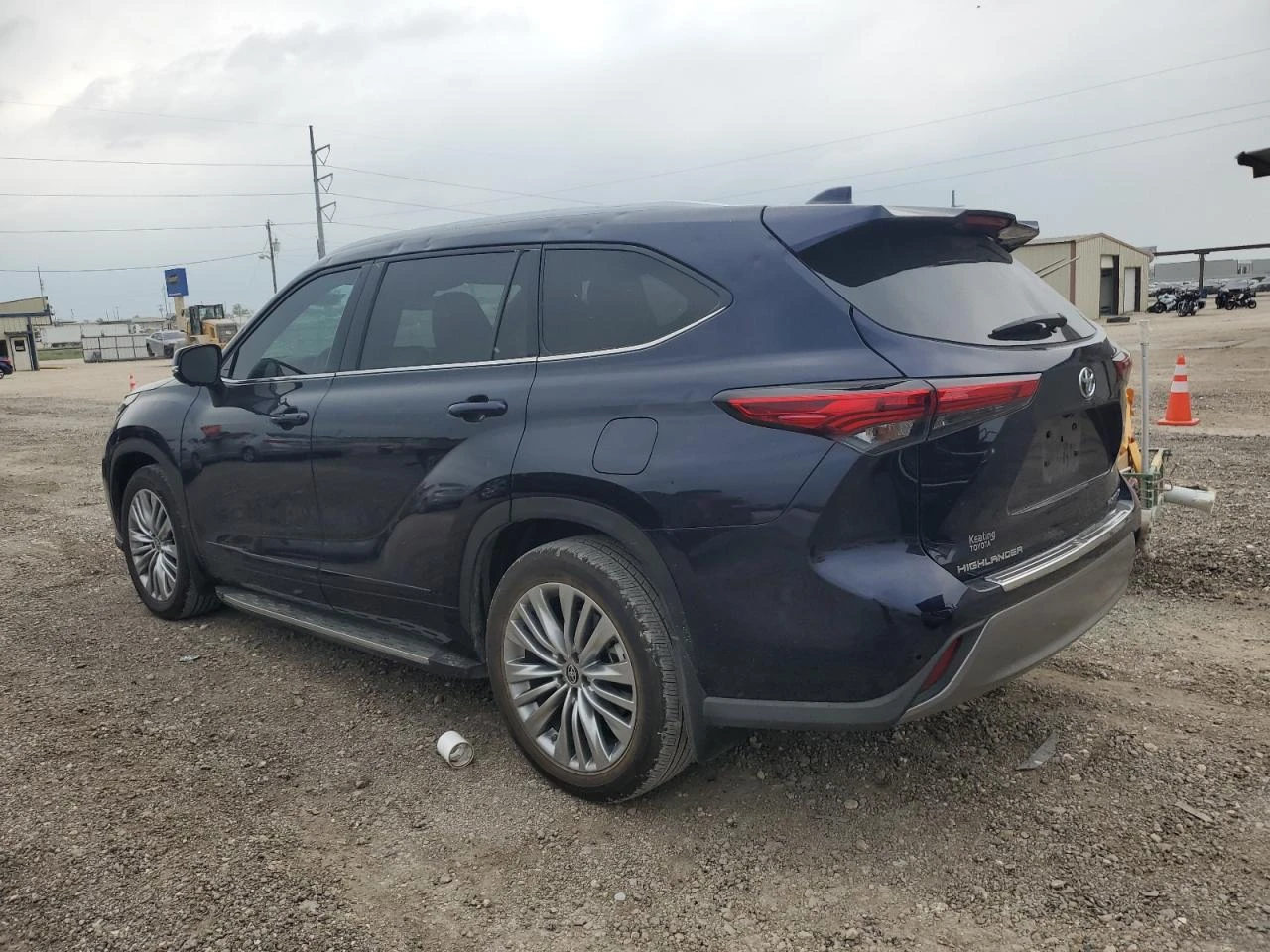 Toyota Highlander Hybrid Platinum, снимка 2 - Автомобили и джипове - 54416286