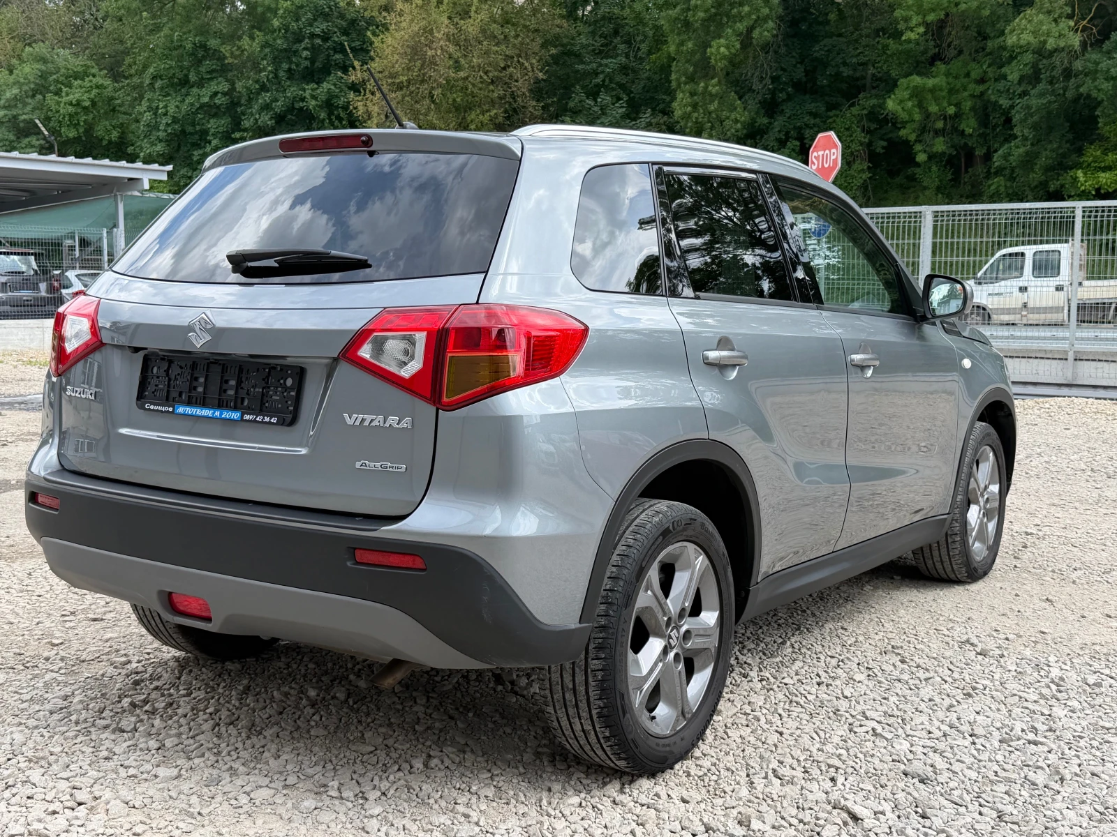 Suzuki Vitara 1.6BENZIN* AllGrip* FULL* 4x4* EVRO6, снимка 6 - Автомобили и джипове - 54576707