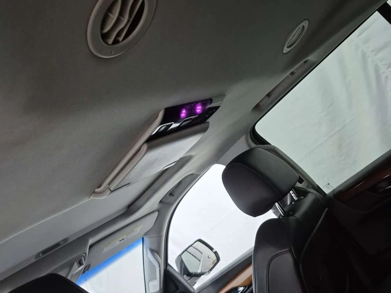 Cadillac Escalade PREMIUM LUXURY| DISTRONIC| 360| ШИБИДАХ| CARFAX, снимка 13 - Автомобили и джипове - 54594121