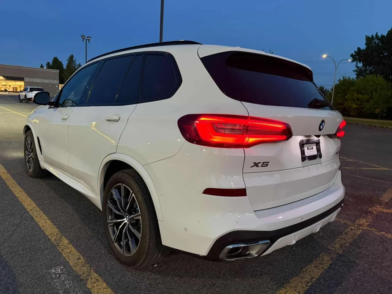 BMW X5 | xDrive40i | ЛАЗЕРИ | ОБДУХВАНЕ | HARMAN KARDON |, снимка 16 - Автомобили и джипове - 54783720
