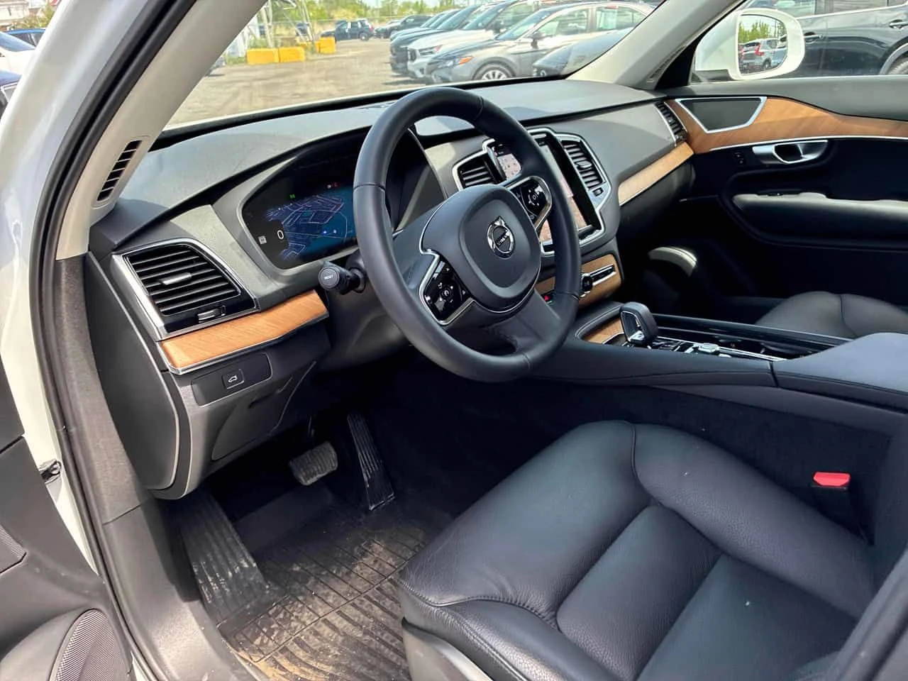 Volvo Xc90 * Plus Bright Theme * ГЛАВНО ПРЕДСТАВИТЕЛСТВО* , снимка 7 - Автомобили и джипове - 54835063